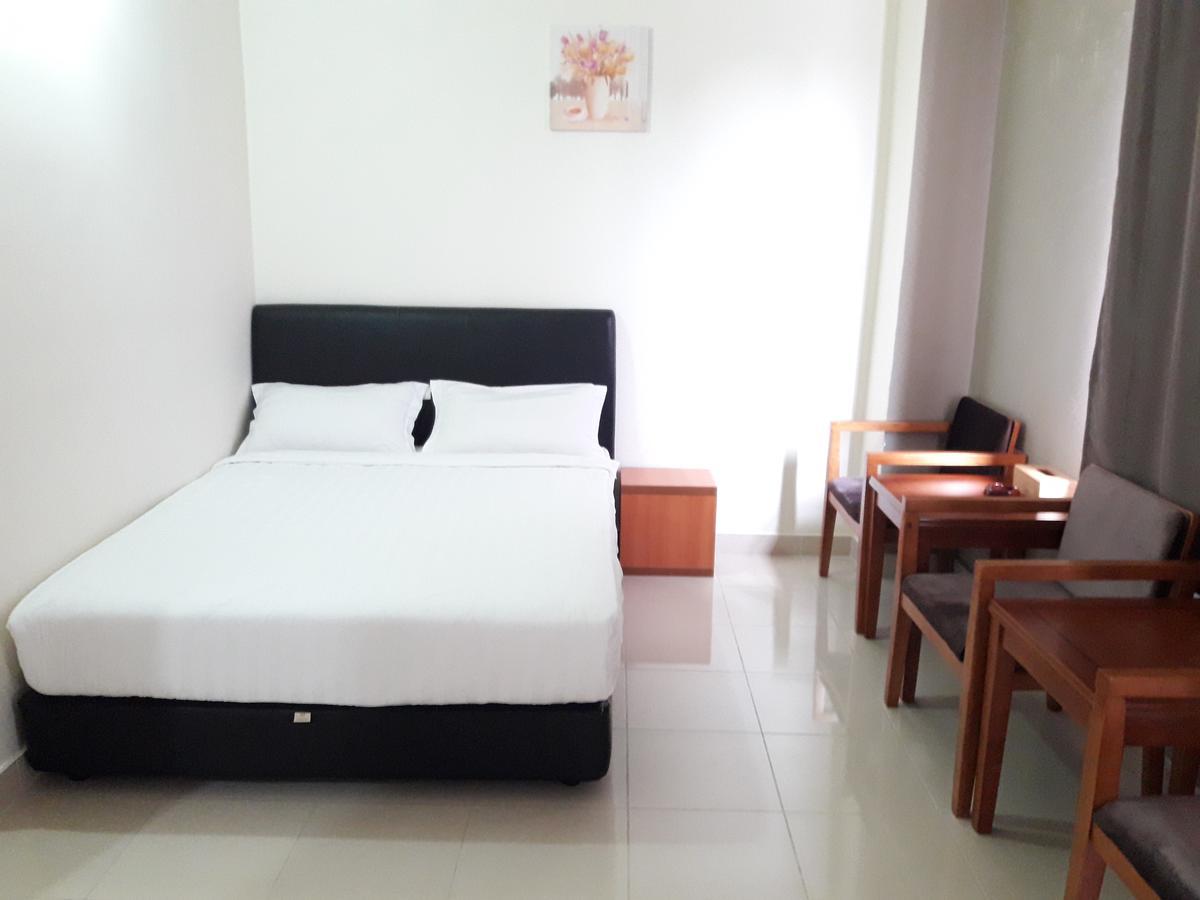 Hotel 126 Sepang Buitenkant foto
