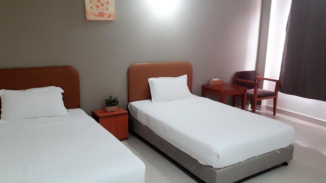 Hotel 126 Sepang Buitenkant foto