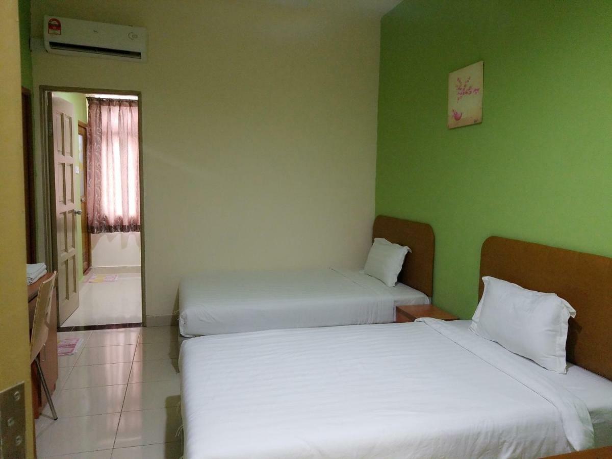 Hotel 126 Sepang Buitenkant foto